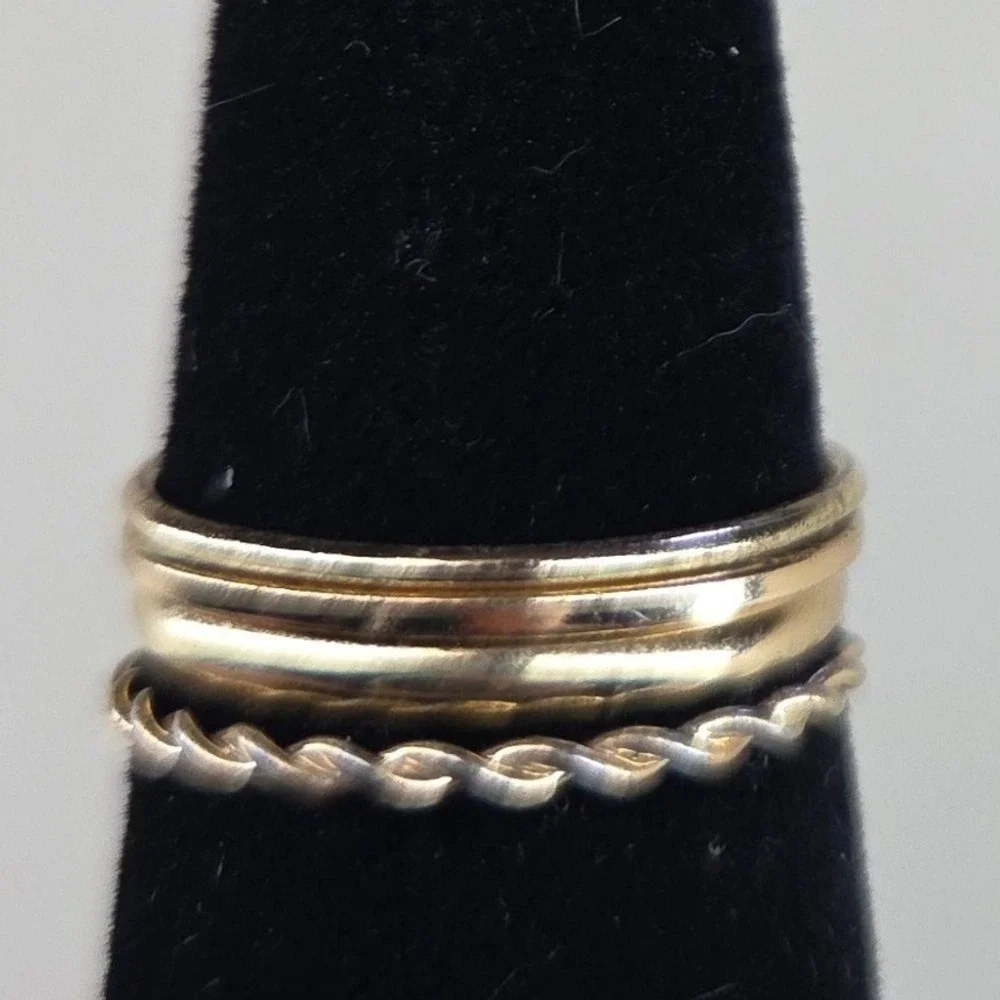 Gold Tone Stacking Rings Size 7.5-8 Minimalist Polished Rope Twist Bands‎ 4 pcs
